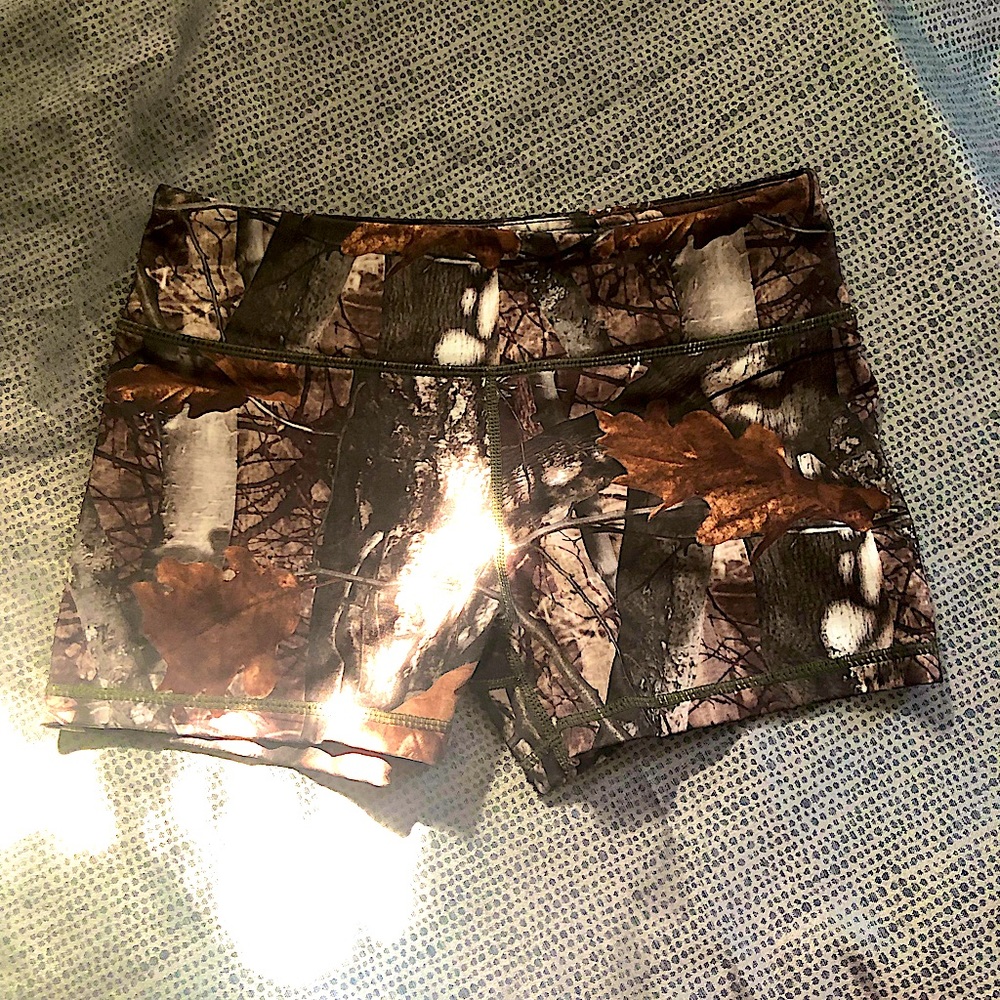 Camouflage print boxing shorts